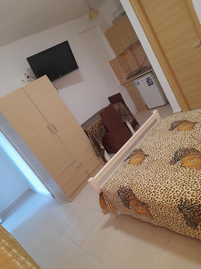 Villa Leopard Stavros  Extérieur photo